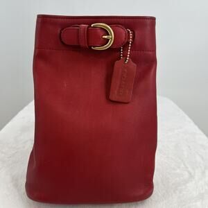 COACH 4162 Soho Cornelia Sling Backpack Red Leather USA Glove tanned Leather